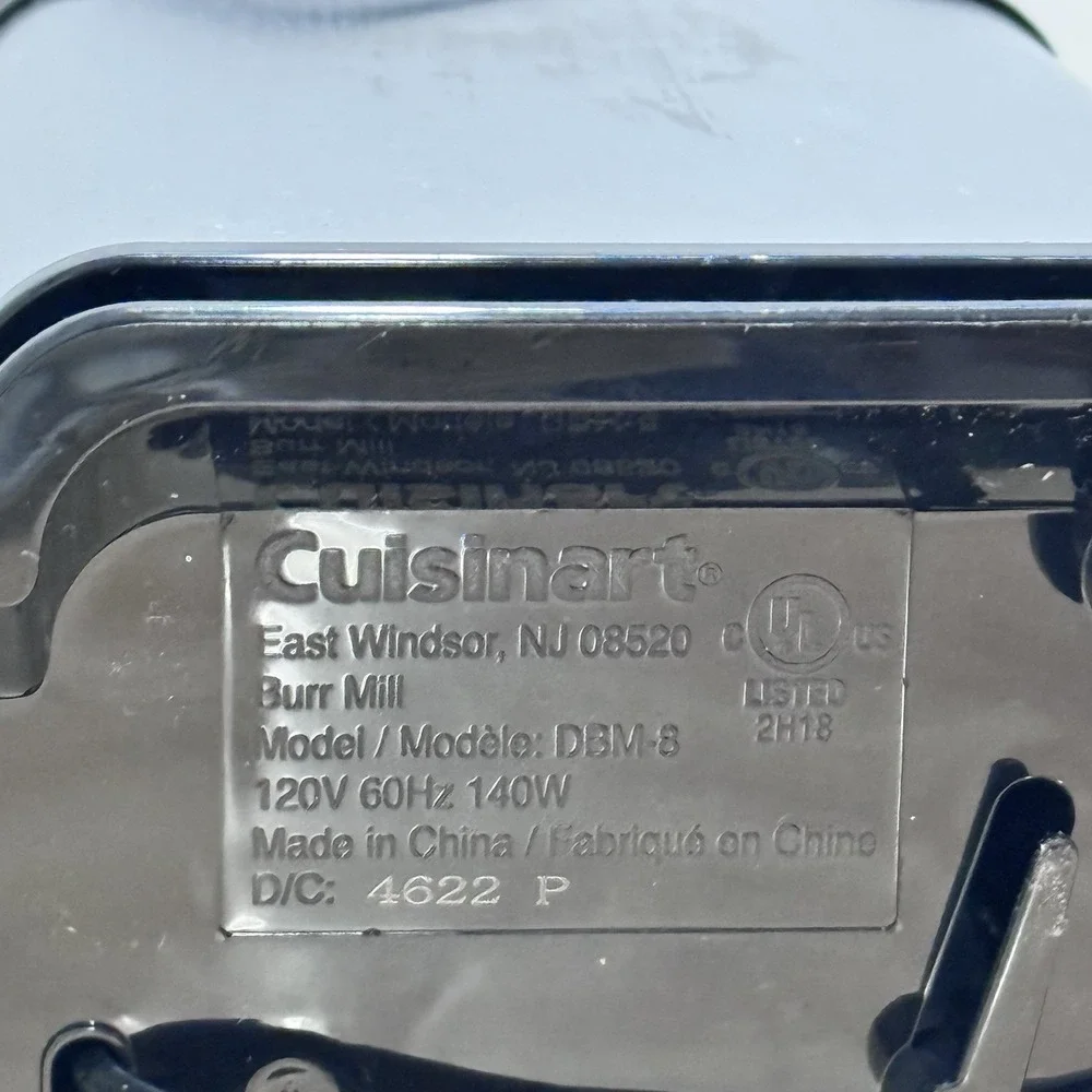 Cuisinart Supreme Grind Automatic Burr Mill Model DBM-8 Used 1 Time 18 Settings